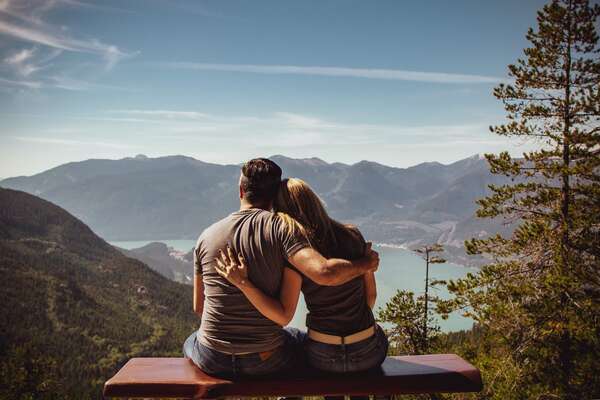 Chapitre d'Amour : Votre Saint-Valentin avec M&Services Conciergerie !